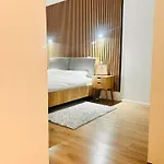 Marc House Apartment